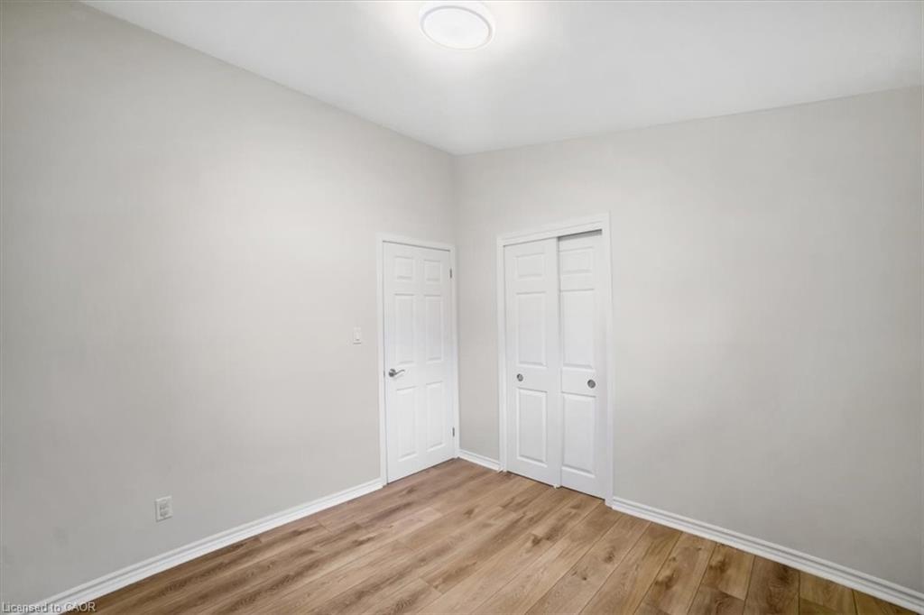 418 Norrie Crescent Property Photo 18