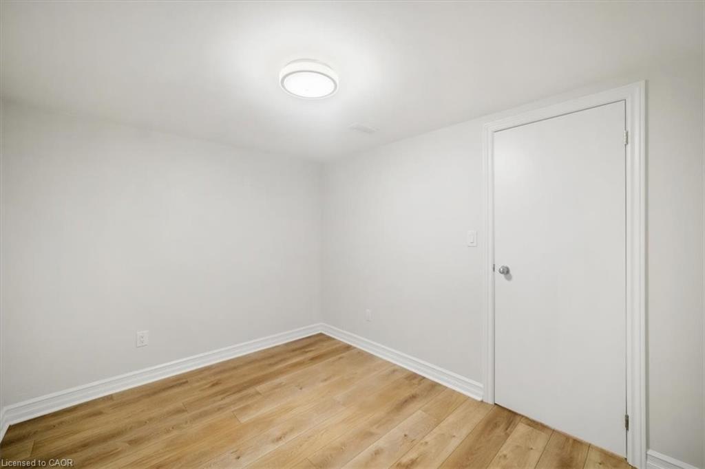 418 Norrie Crescent Property Photo 26