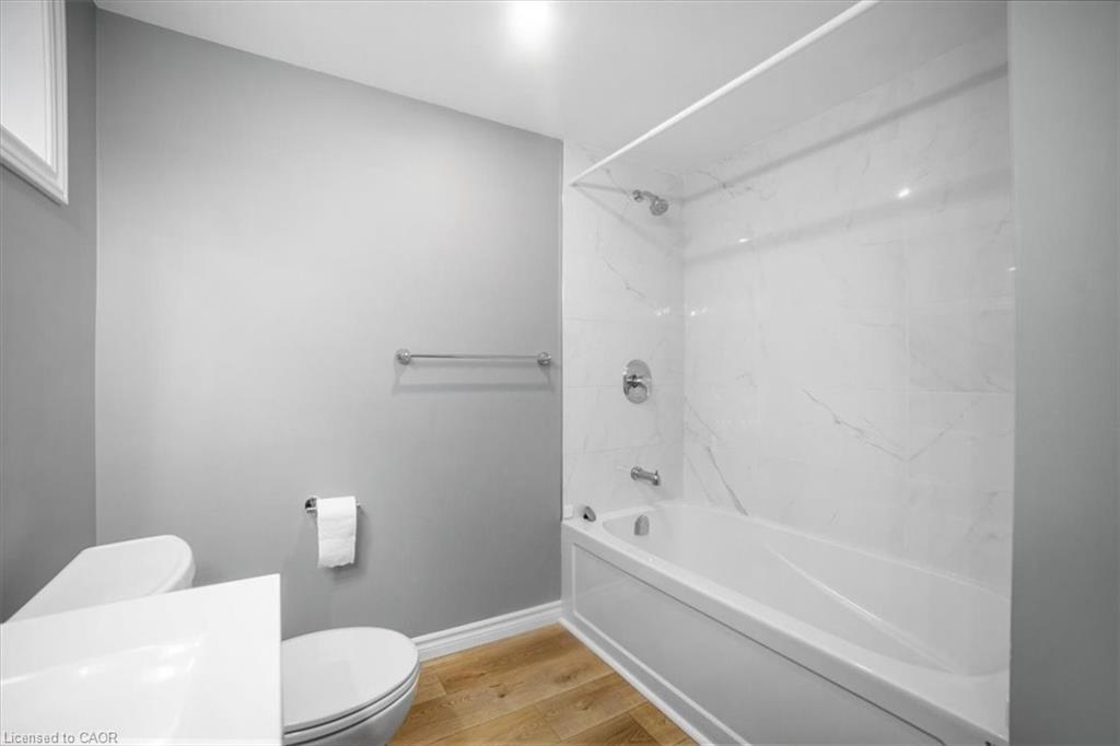 418 Norrie Crescent Property Photo 29