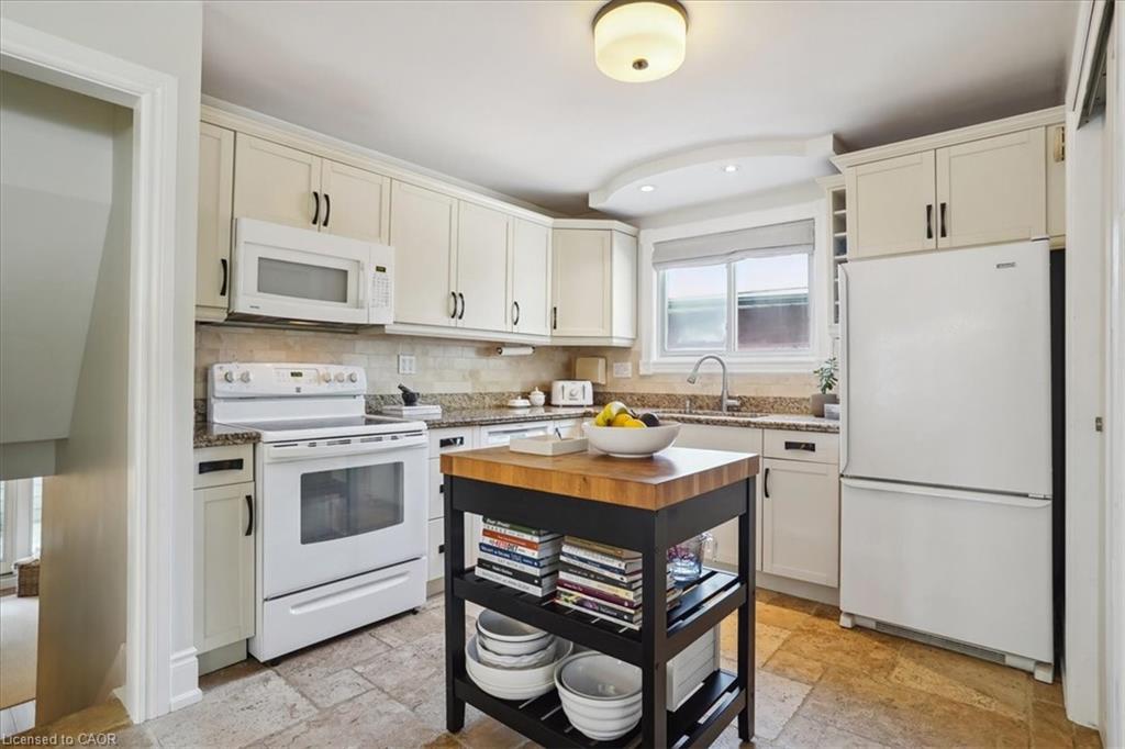 70 Country Club Drive Property Photo 13