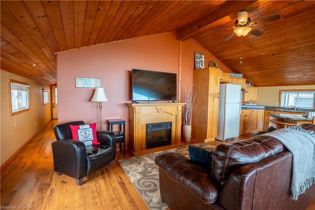 204-1102 Front Road Property Photo 7