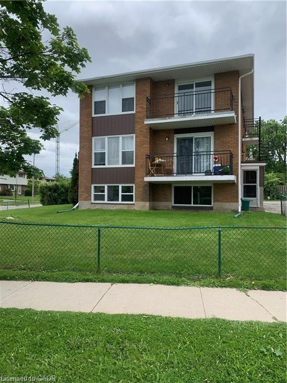 1-6 Elmsdale Drive Property Photo 1