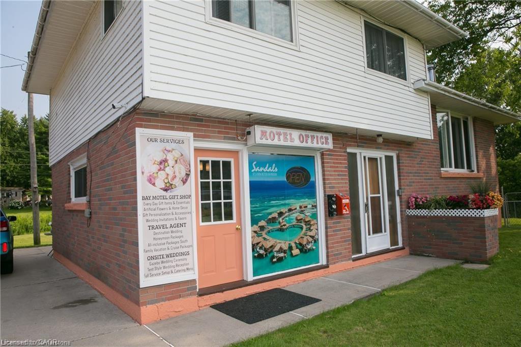 299 15 Highway Property Photo 4