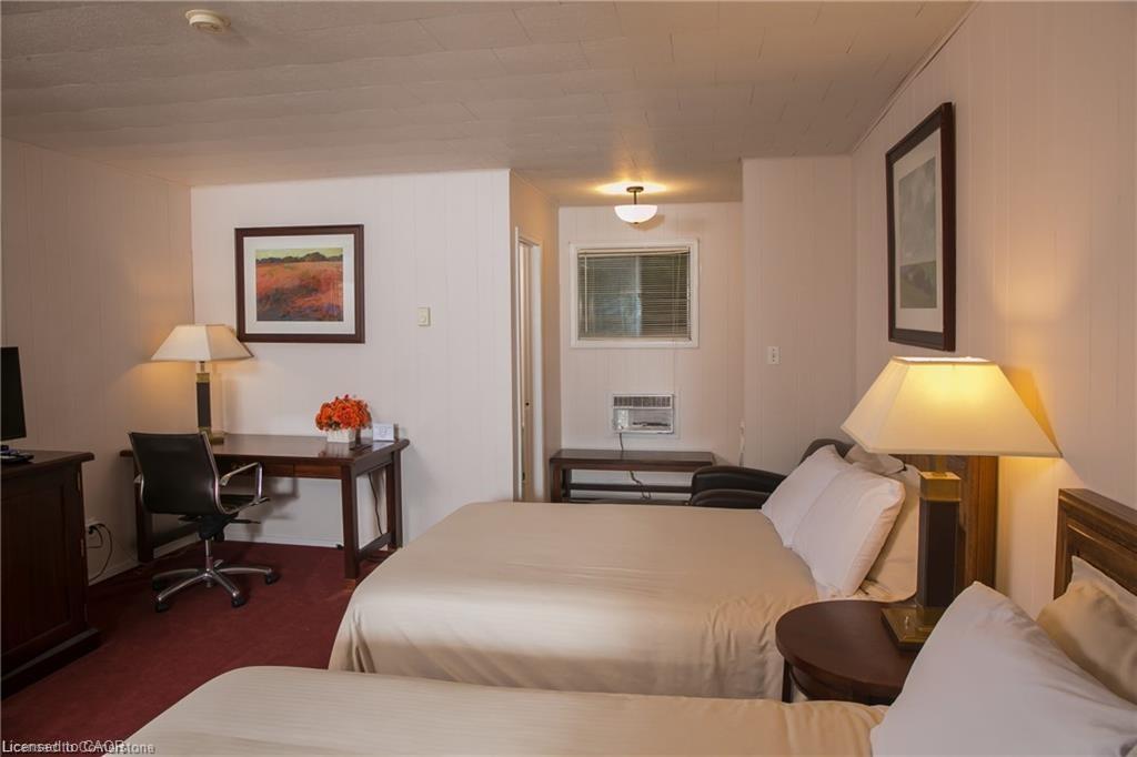 299 15 Highway Property Photo 15