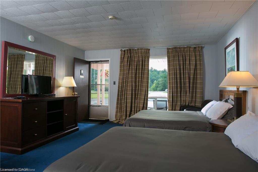 299 15 Highway Property Photo 18