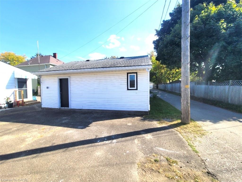 146 Whitley Street Property Photo 35