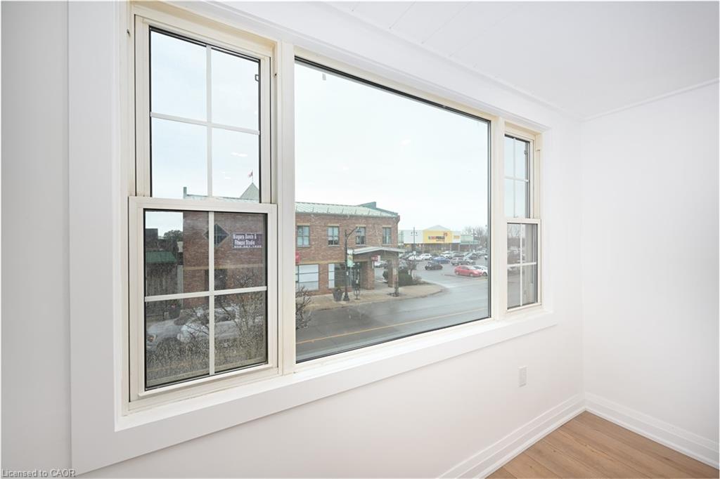 4968 King Street Property Photo 12