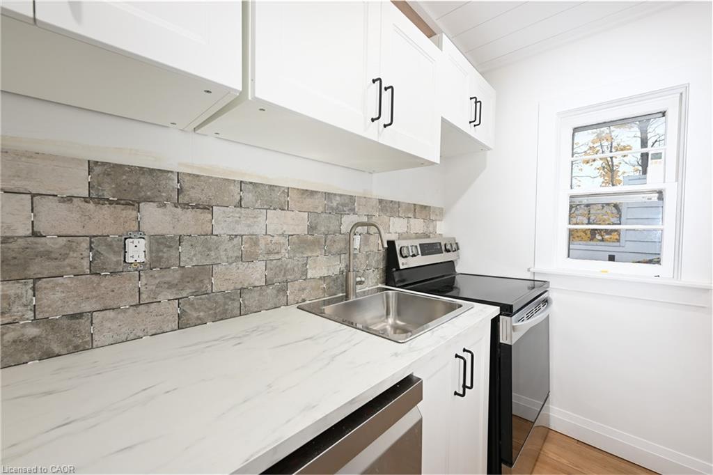 4968 King Street Property Photo 14