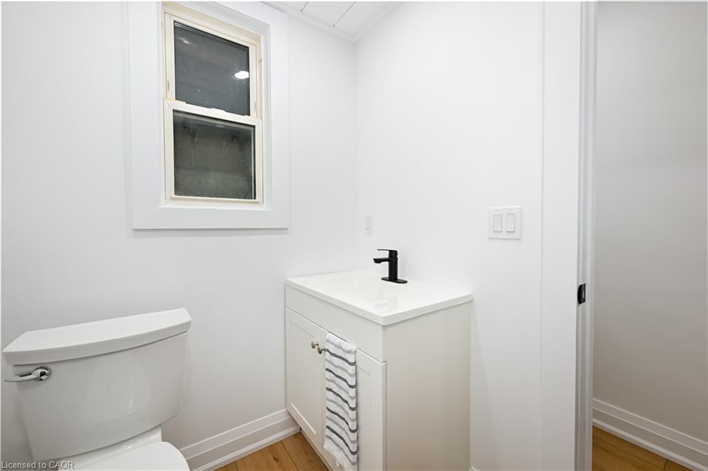 4968 King Street Property Photo 17