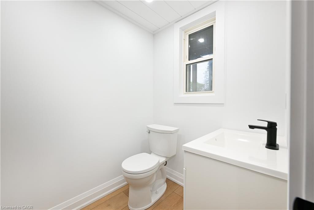 4968 King Street Property Photo 18