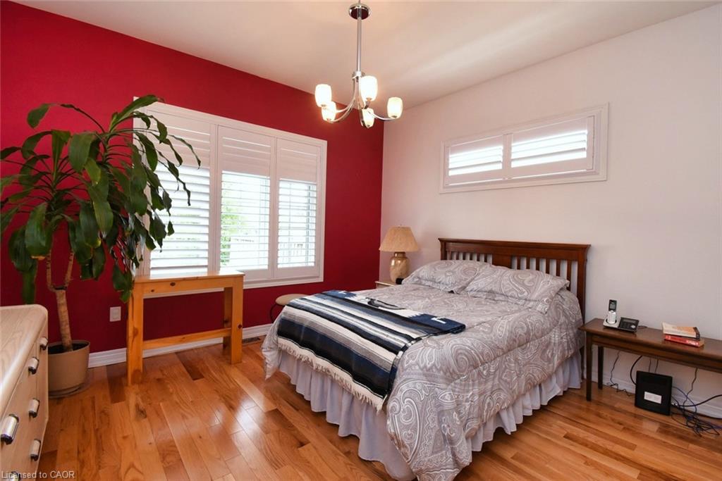 4-288 Main Street E Property Photo 26