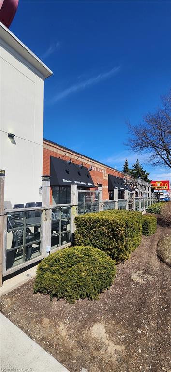 1120 Victoria Street N Property Photo 2