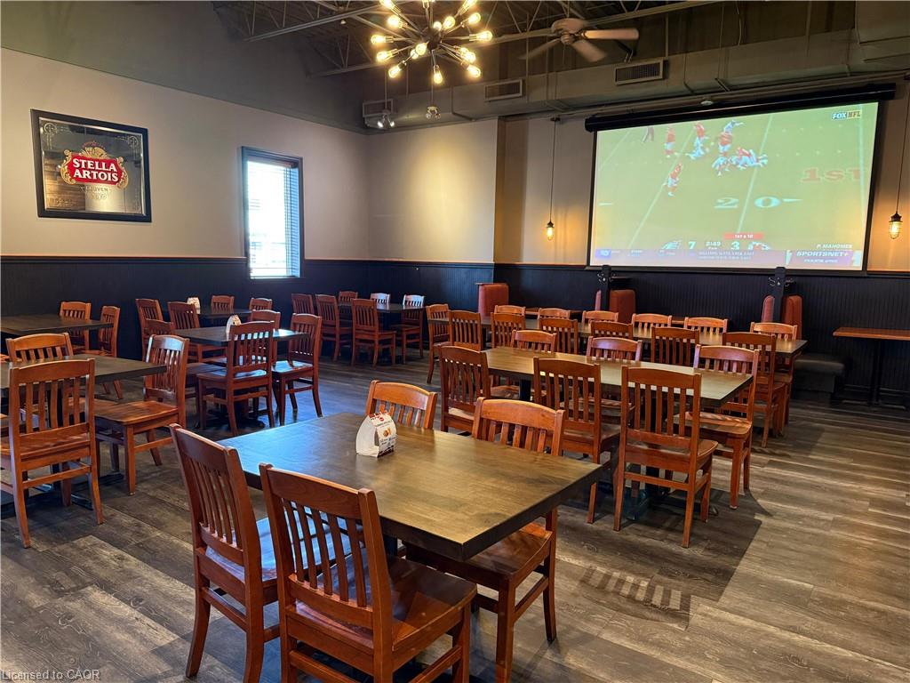 1120 Victoria Street N Property Photo 8