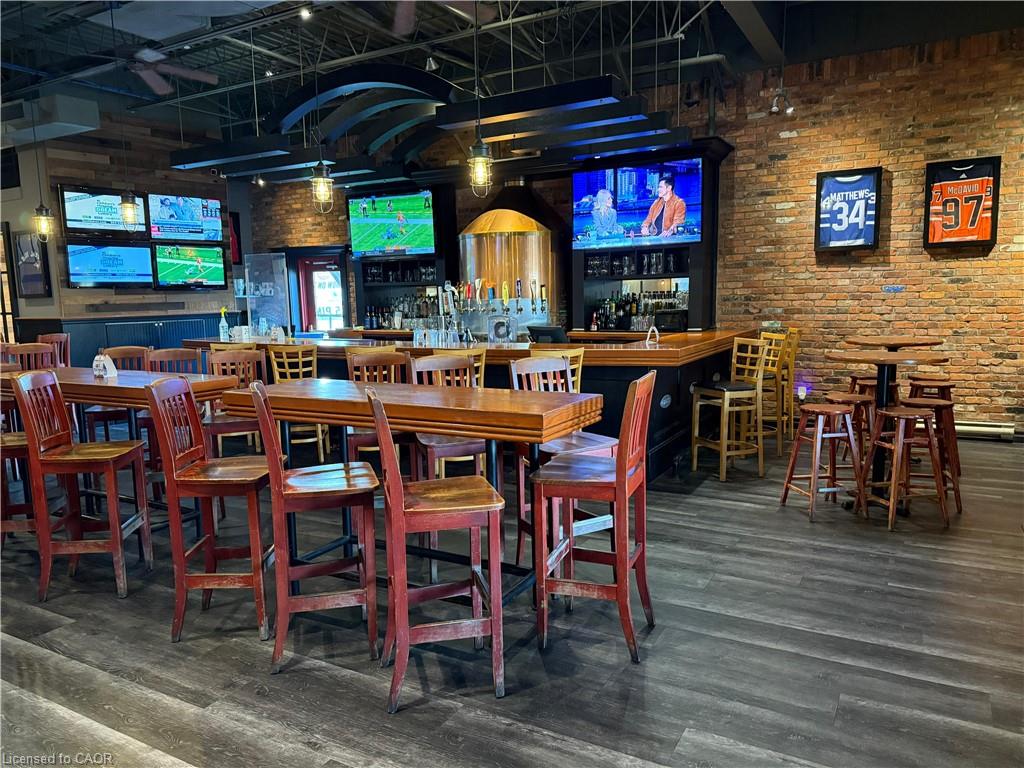 1120 Victoria Street N Property Photo 11