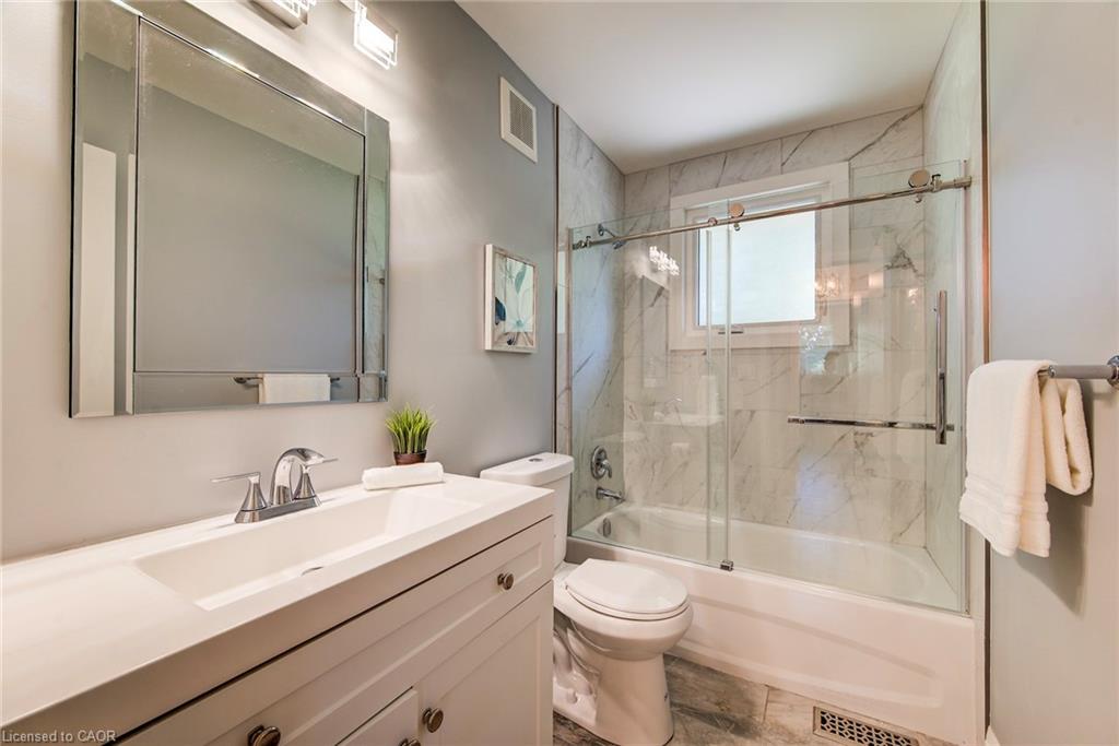 659 Gladstone Drive Property Photo 20