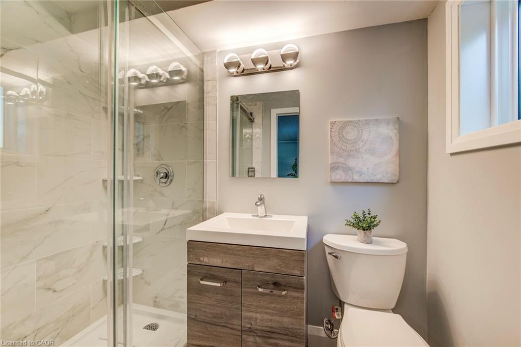 659 Gladstone Drive Property Photo 24