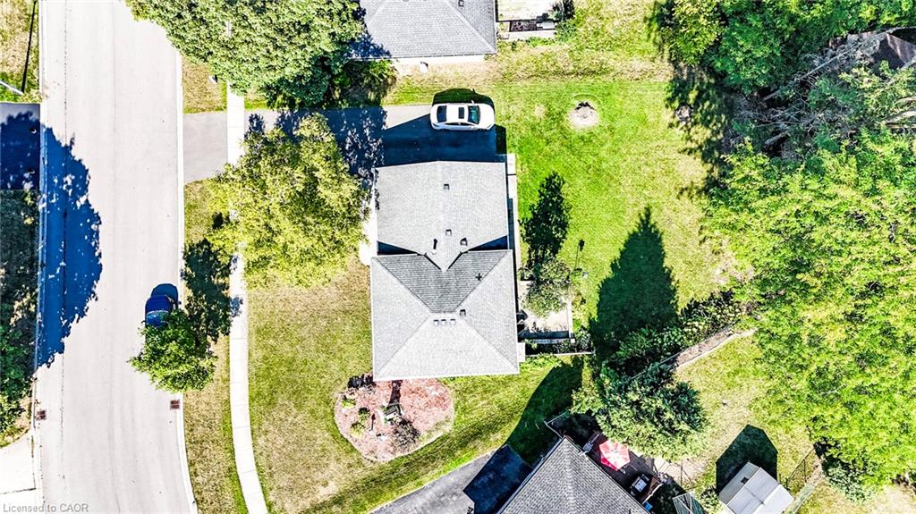 659 Gladstone Drive Property Photo 31