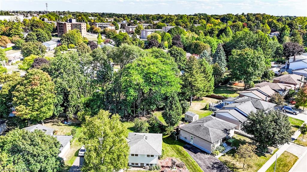 659 Gladstone Drive Property Photo 33