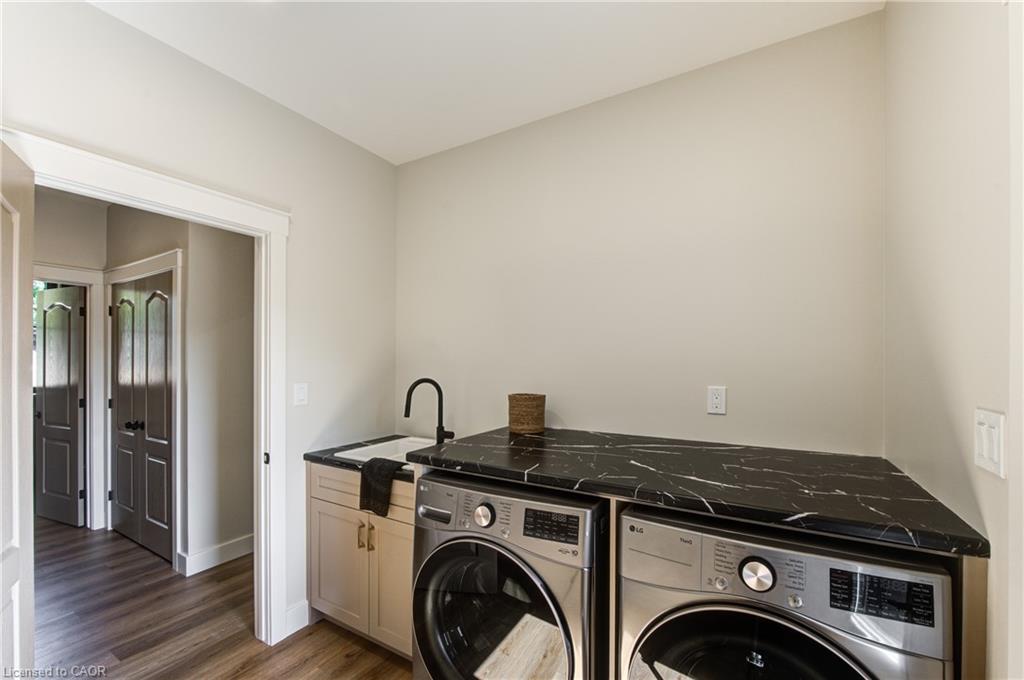 371 Harley Road Property Photo 32