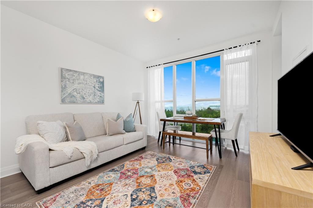 519-16 Concord Place Property Photo 3