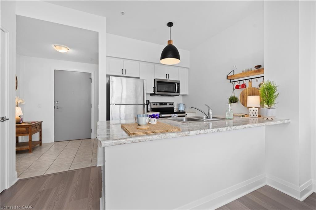 519-16 Concord Place Property Photo 7