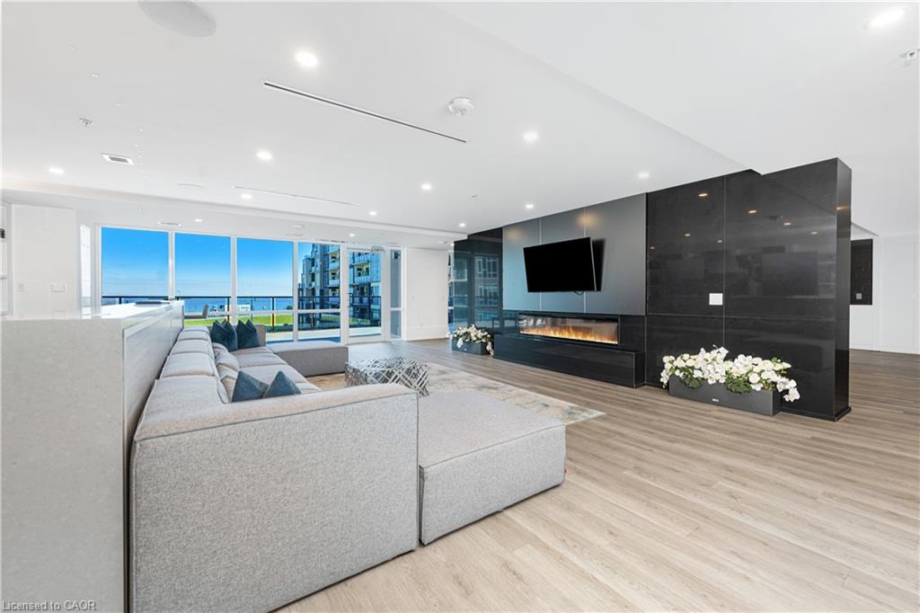 519-16 Concord Place Property Photo 18