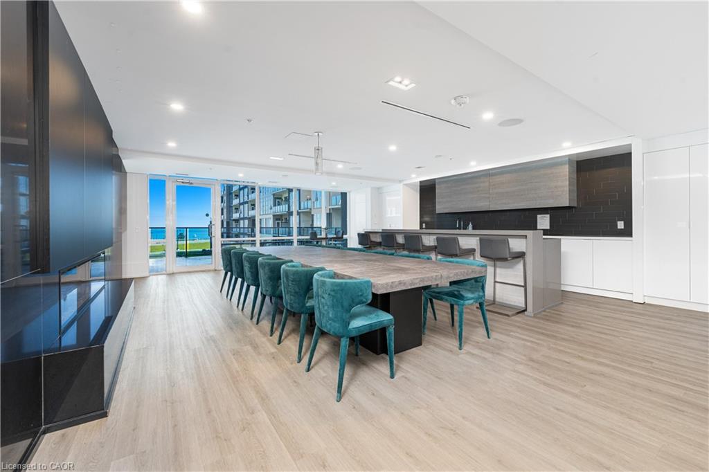 519-16 Concord Place Property Photo 19