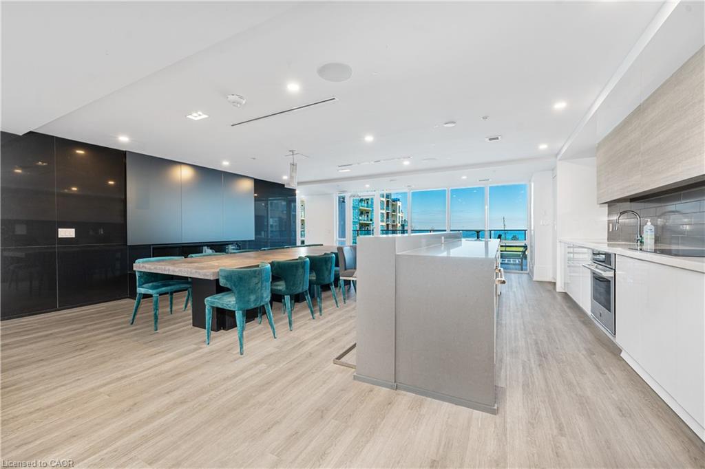 519-16 Concord Place Property Photo 20