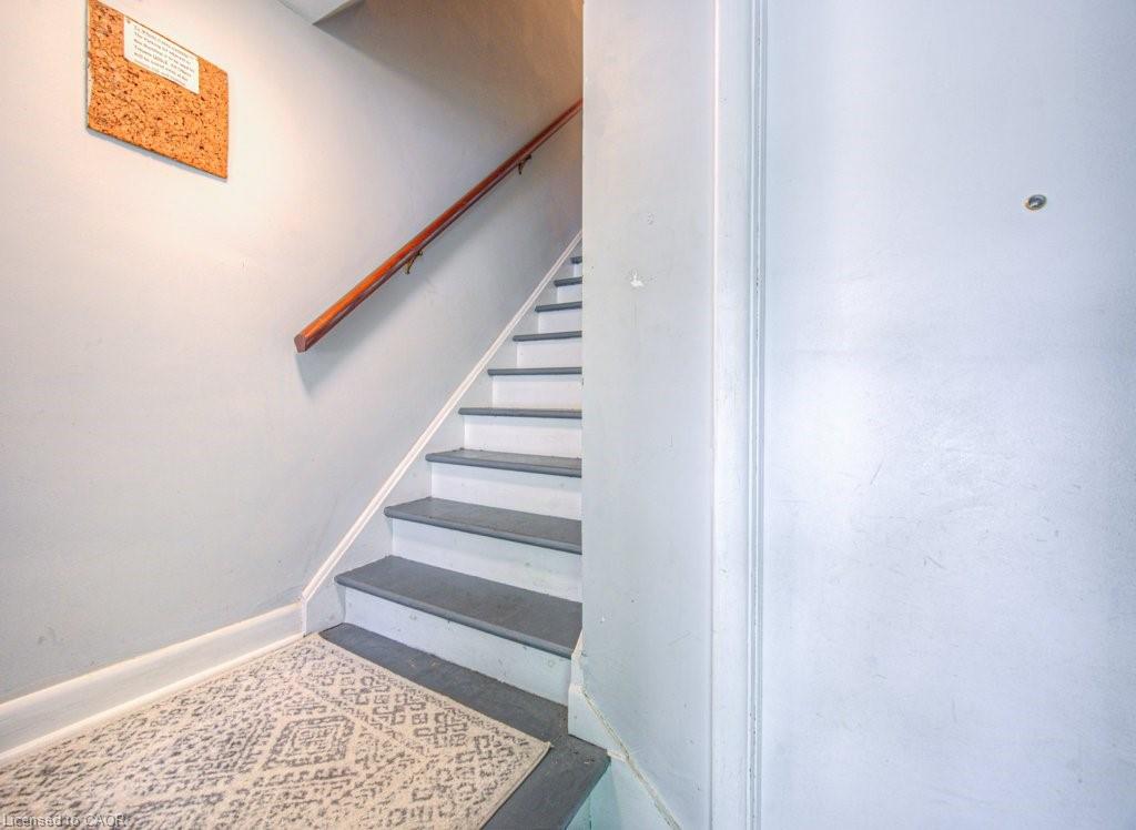 2-2430 First Street Property Photo 7