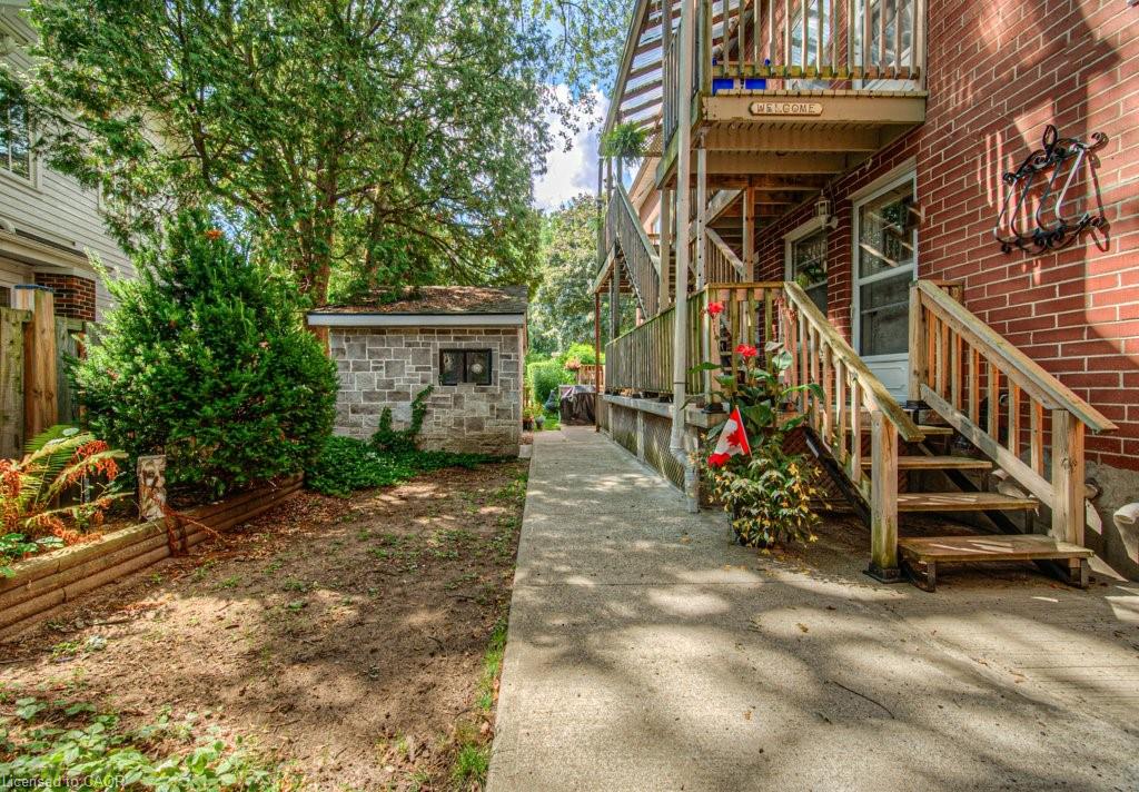 2-2430 First Street Property Photo 27