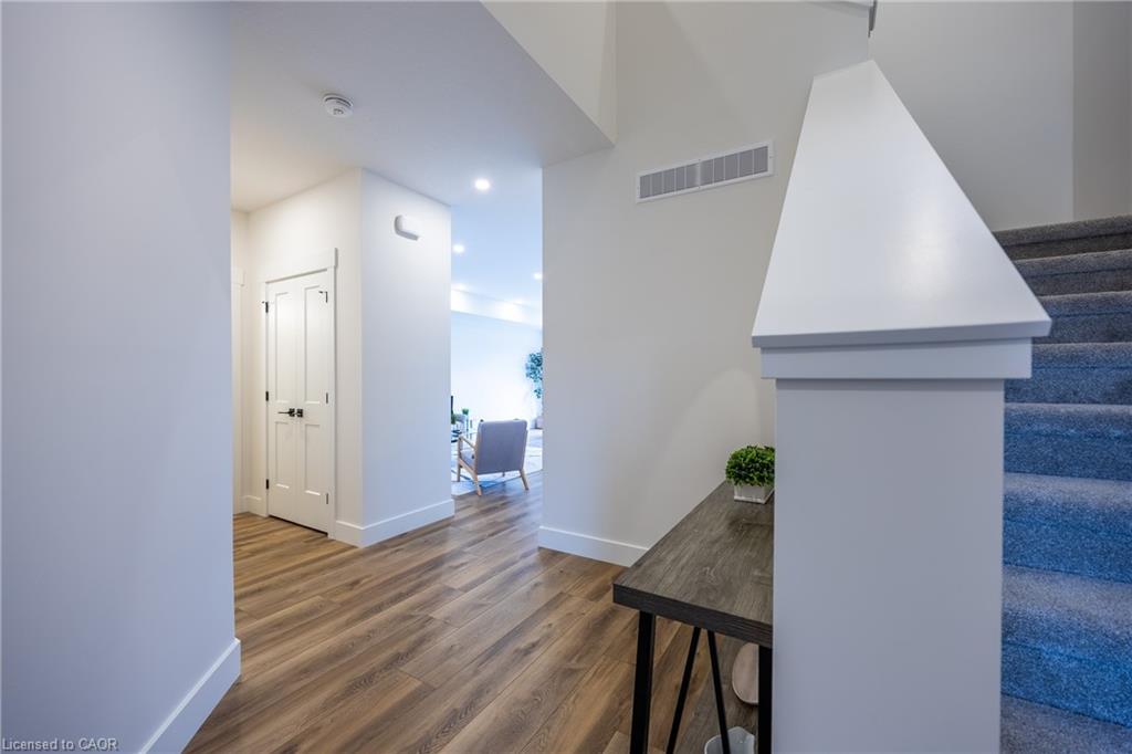 99 Amber Street Property Photo 8