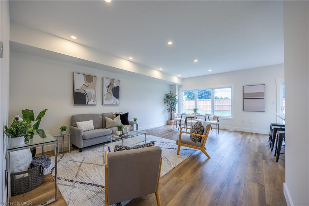 99 Amber Street Property Photo 9