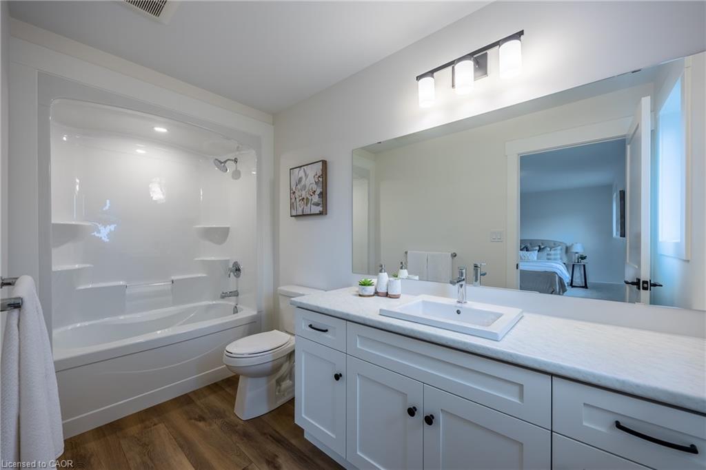 99 Amber Street Property Photo 21