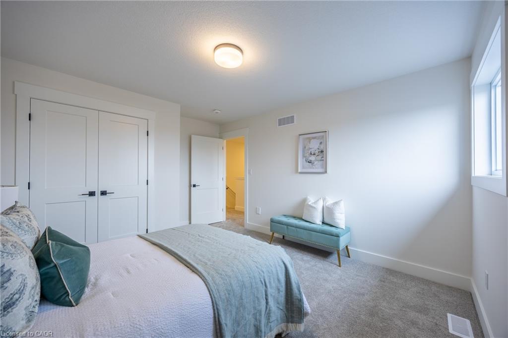 99 Amber Street Property Photo 23