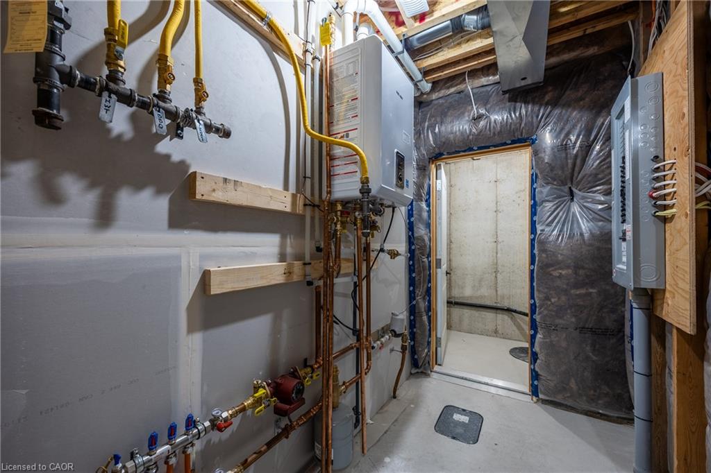 99 Amber Street Property Photo 29