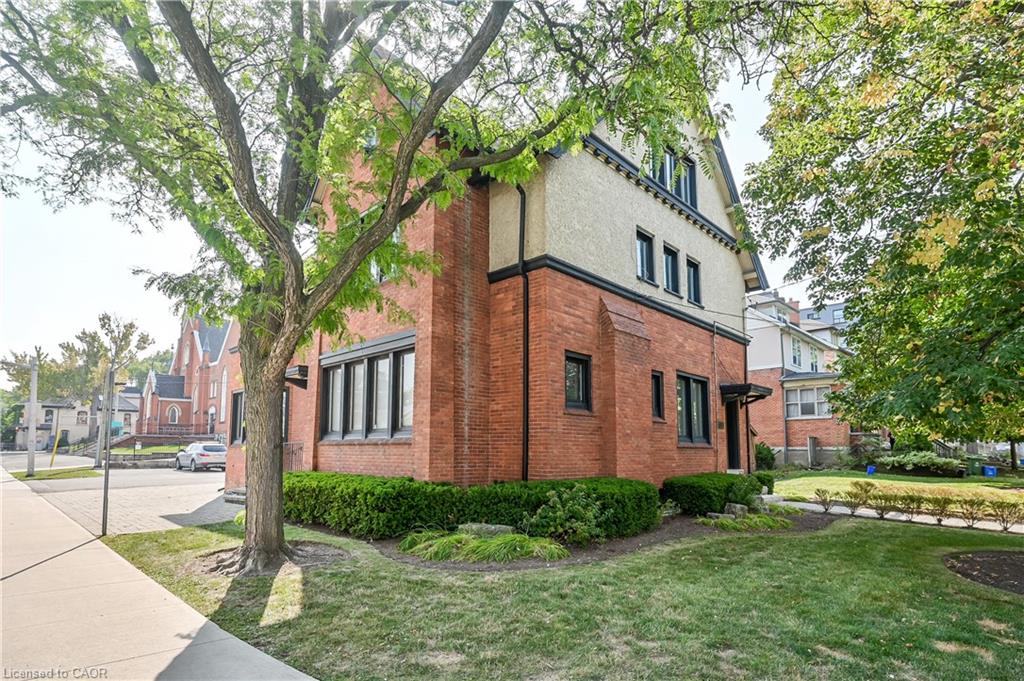 235 Queen Street S Property Photo 37