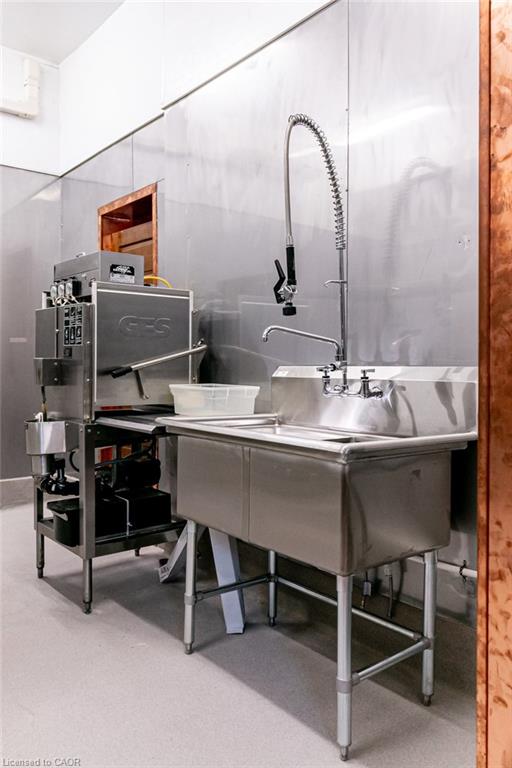 3 Main Street Property Photo 28