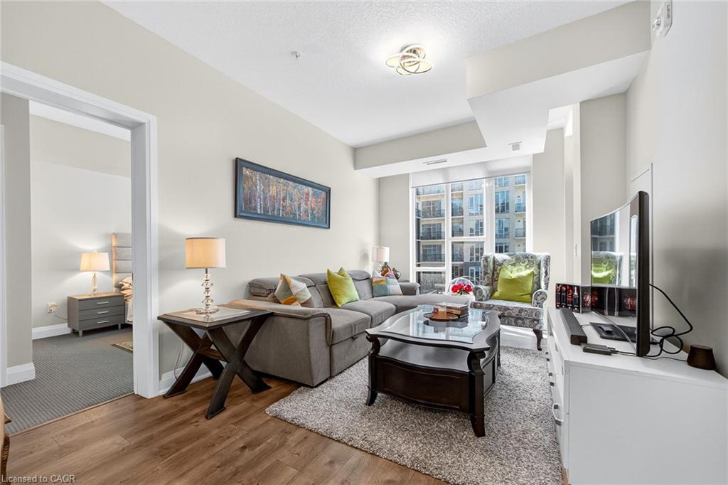 402-16 Concord Place Property Photo 13