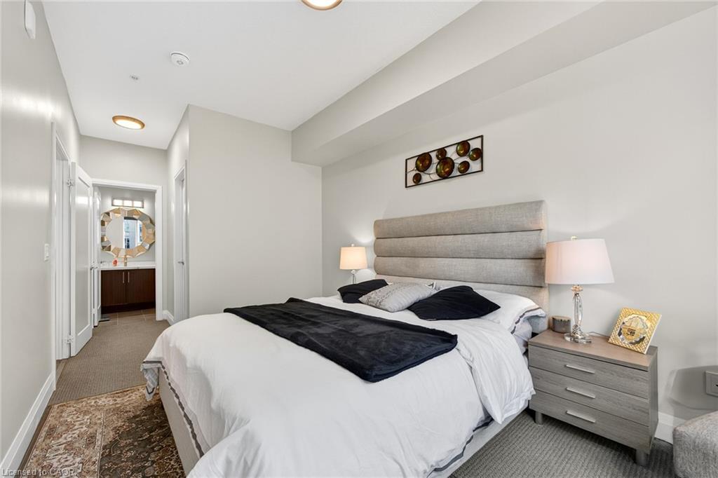 402-16 Concord Place Property Photo 17