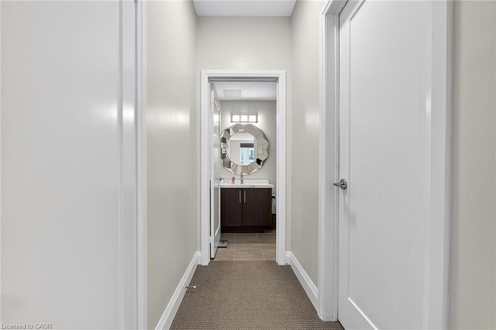 402-16 Concord Place Property Photo 18