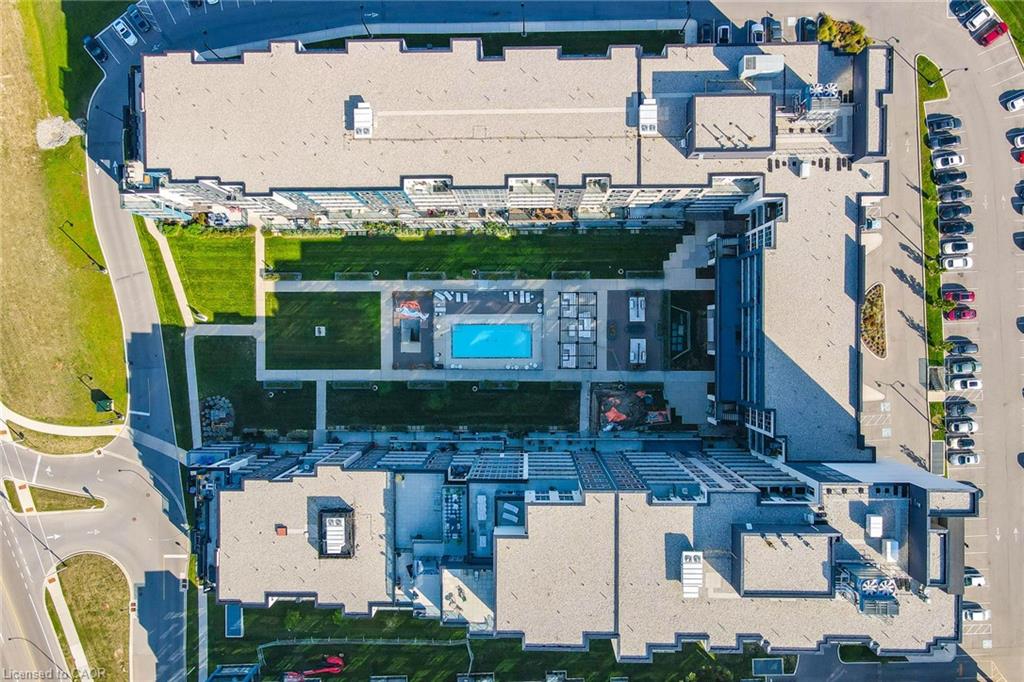 402-16 Concord Place Property Photo 34