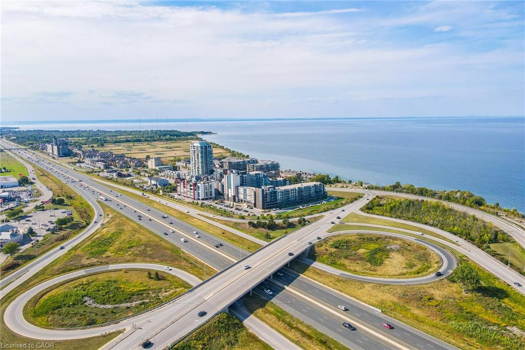 402-16 Concord Place Property Photo 37