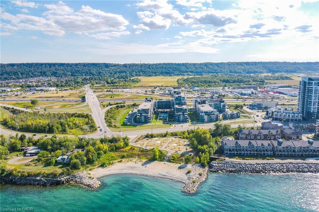 402-16 Concord Place Property Photo 40