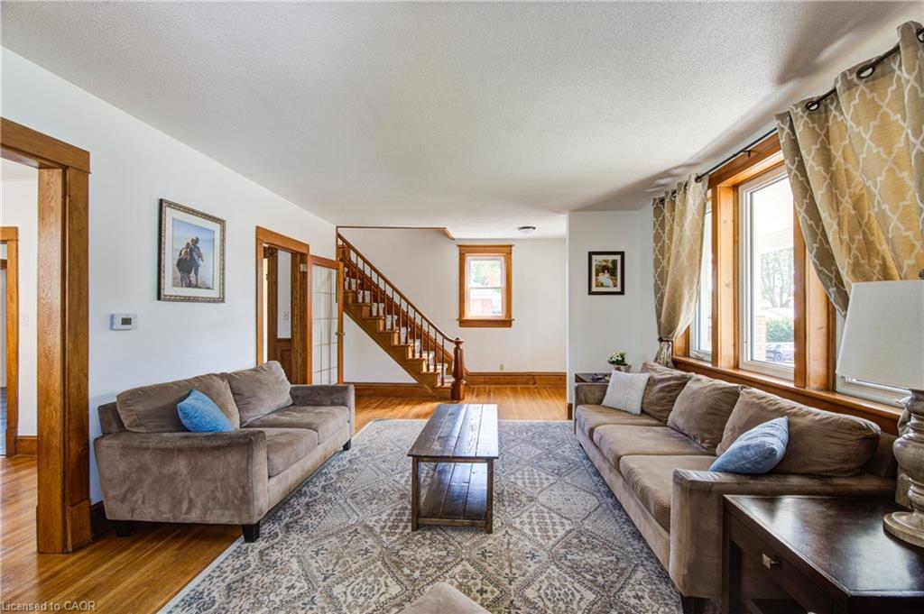 6 George Street Property Photo 10