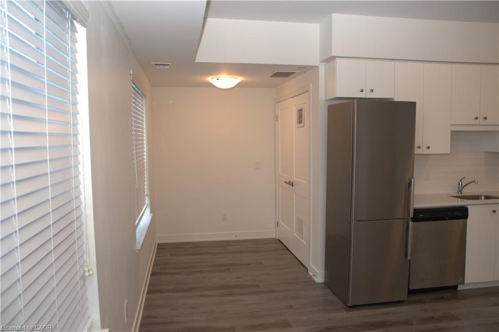 202-110 Fergus Avenue Property Photo 10