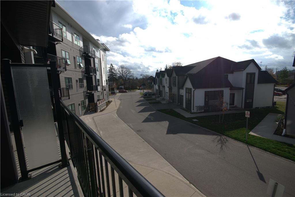 202-110 Fergus Avenue Property Photo 15