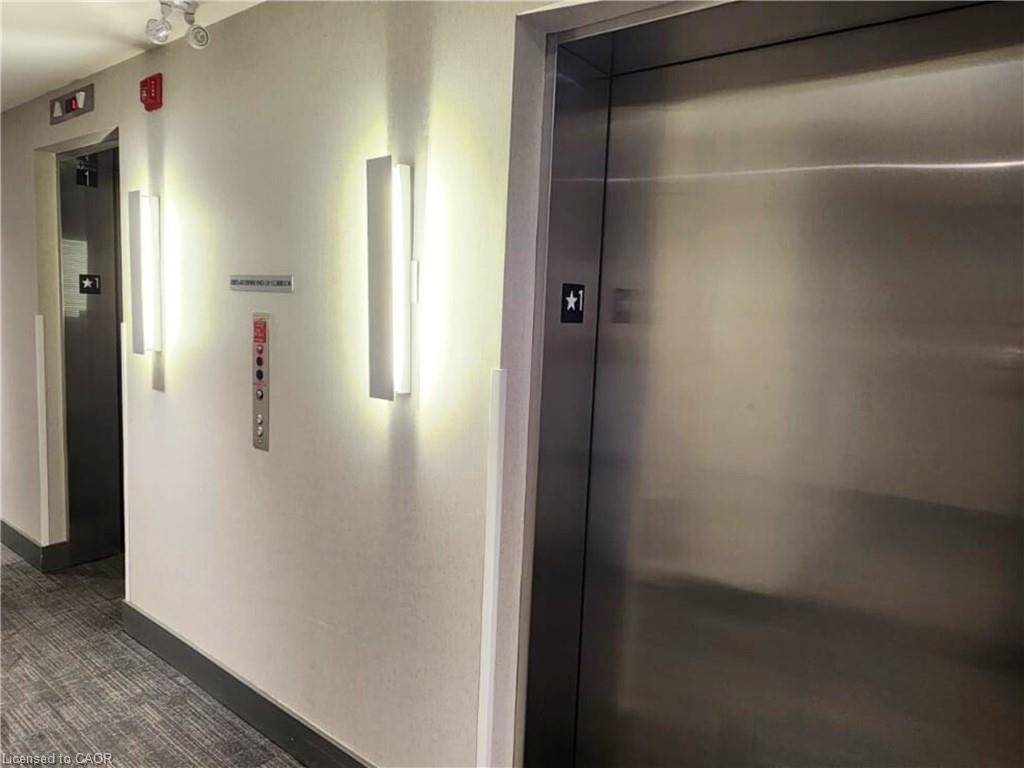 503-479 Charlton Avenue E Property Photo 4