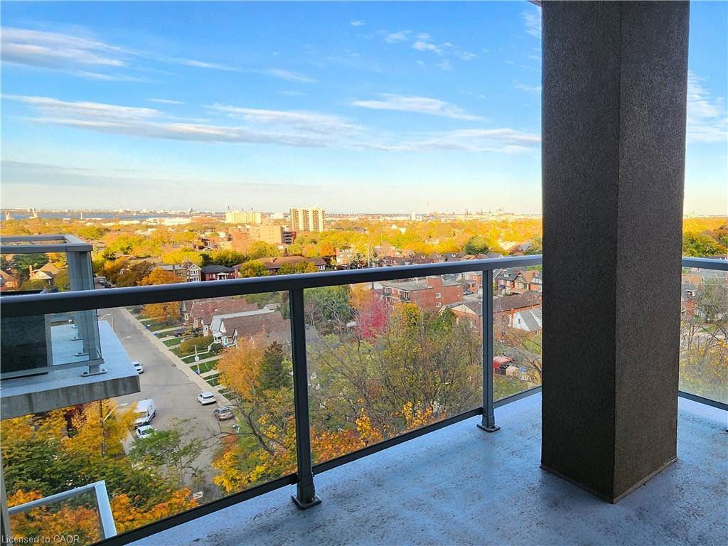 503-479 Charlton Avenue E Property Photo 25