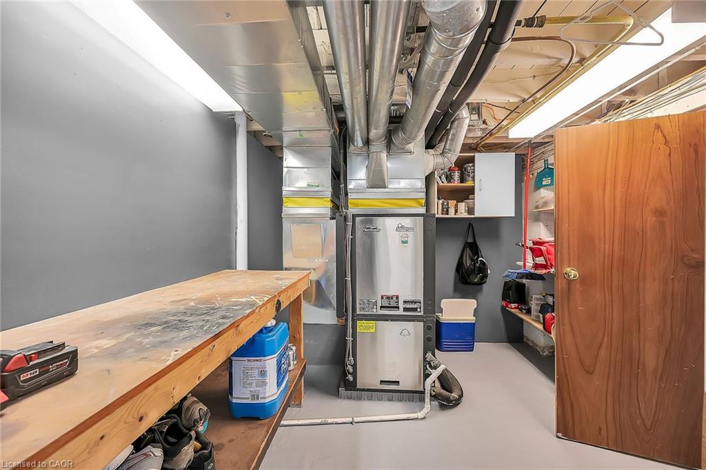 274 Ottawa Street S Property Photo 37