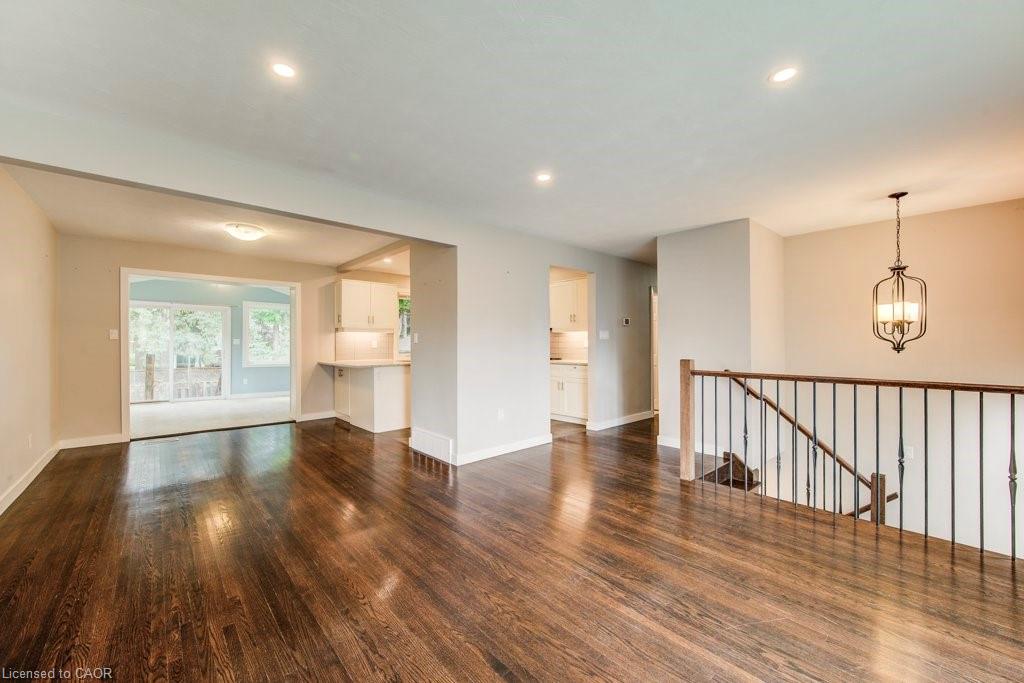 558 Sprucehill Avenue Property Photo 5